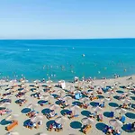 Apartament Ramadani Velipojë